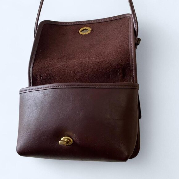 Vintage Coach Casino Bag No. 9924 - Mahogany Leather - Picture 6 of 9